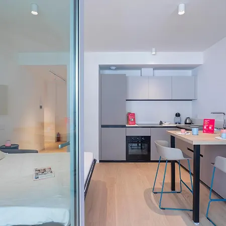 Daire Waterfront Blue By Wonderful Italy *